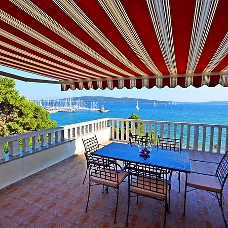 Apartment Luxury Cream Каштела Номер фото