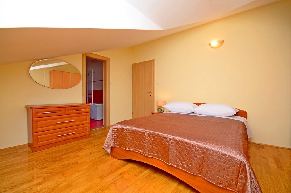 Apartment Luxury Cream Каштела Номер фото