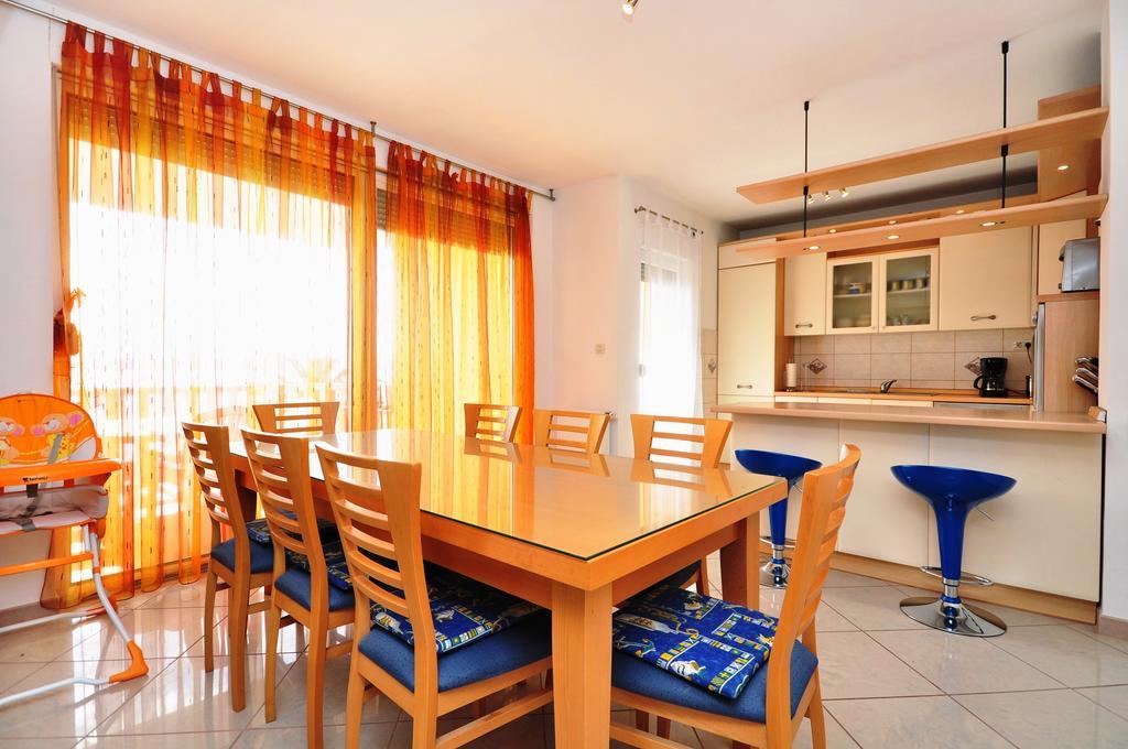 Apartment Luxury Cream Каштела Номер фото